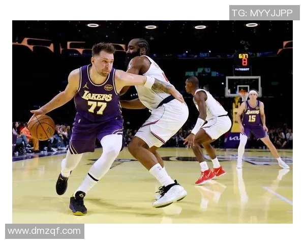 又伤一个!锋线膝盖韧带扭伤,缺战数月,快船5人首发阵型已损其3 又伤一个!锋线膝盖韧带扭伤,缺战数月,快船5人首发阵型已损其3